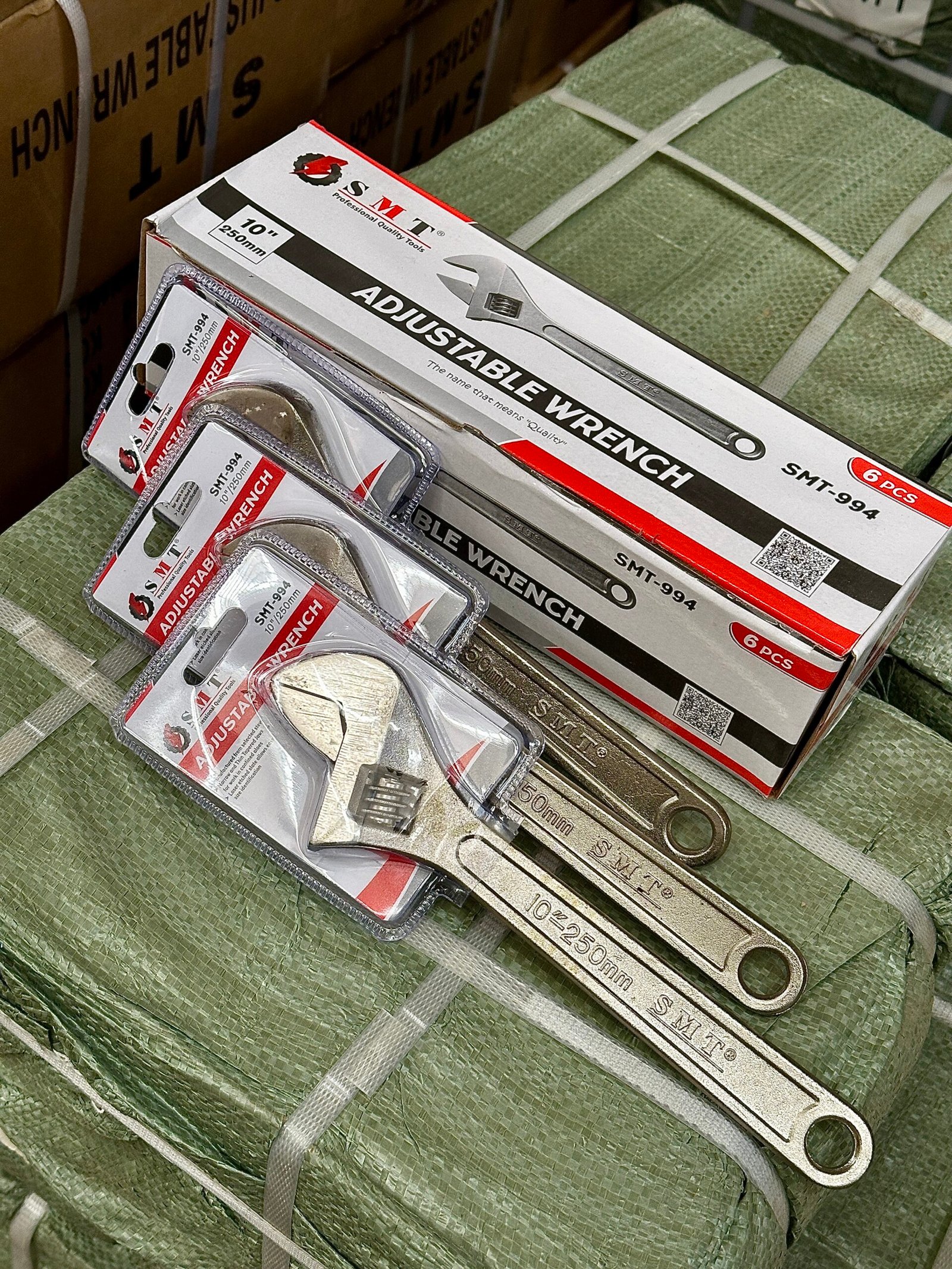 SMT Heavy-Duty Adjustable Screw Wrench 12" Inch